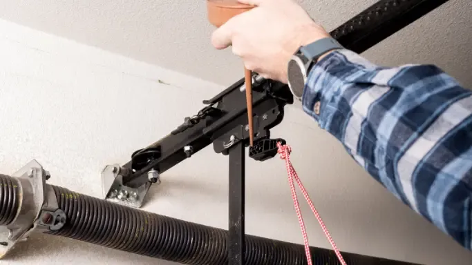 garage door Lubrication