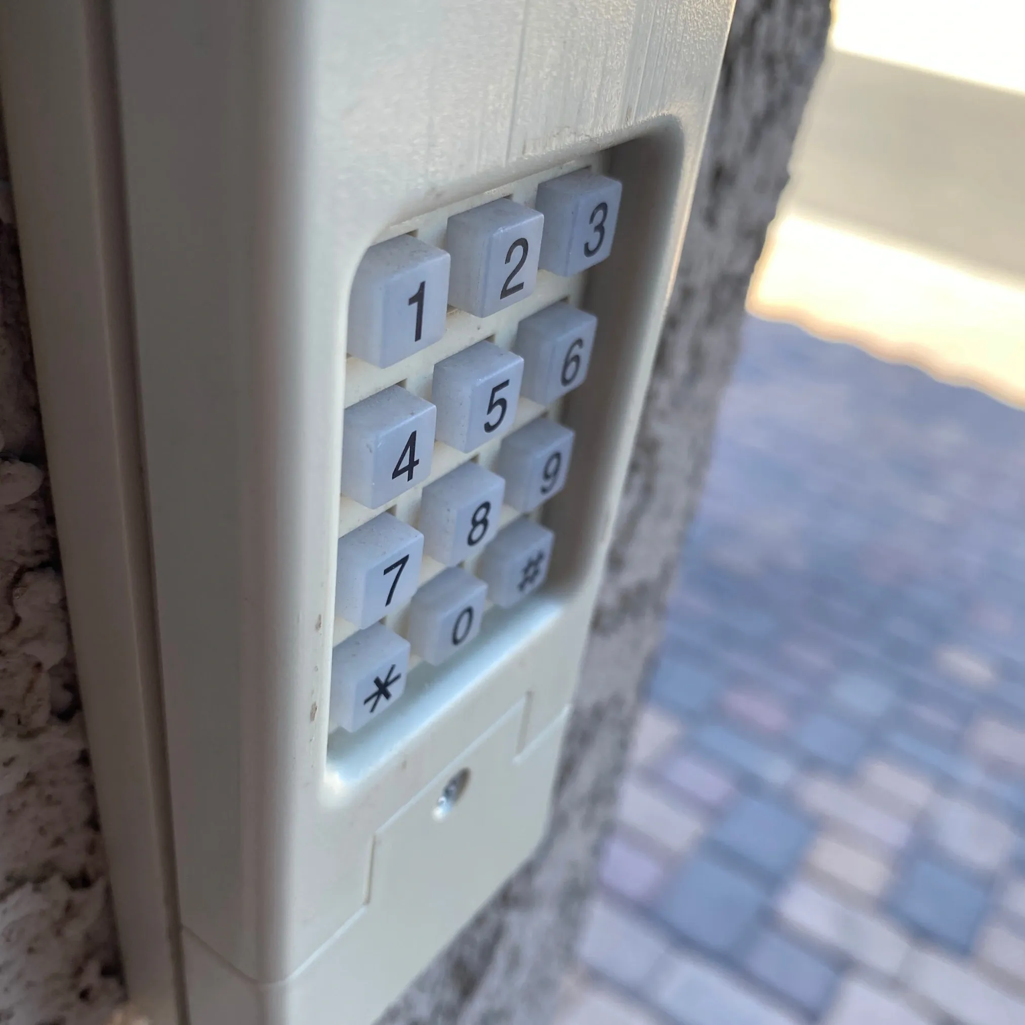 Benefits of Using a Garage Door Keypad