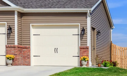 Common Garage Door Hinges Problems