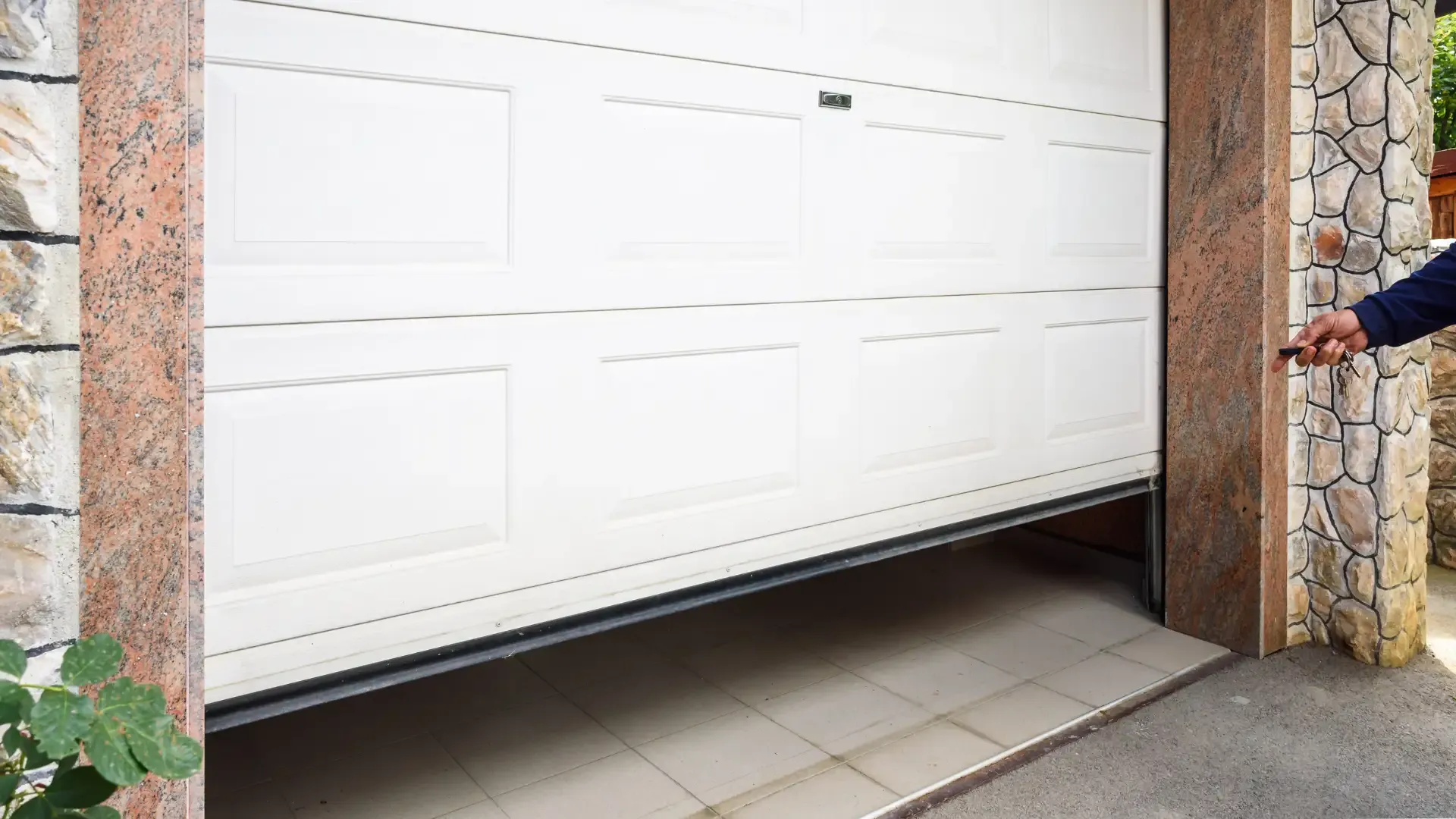 Garage Door Issues Closing