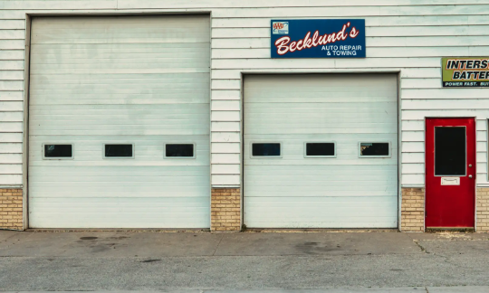 Keeping Your Roll-Up Garage Door in Top Shape