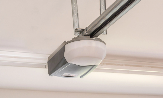 Garage Door Opener: How It Works from the Inside Out